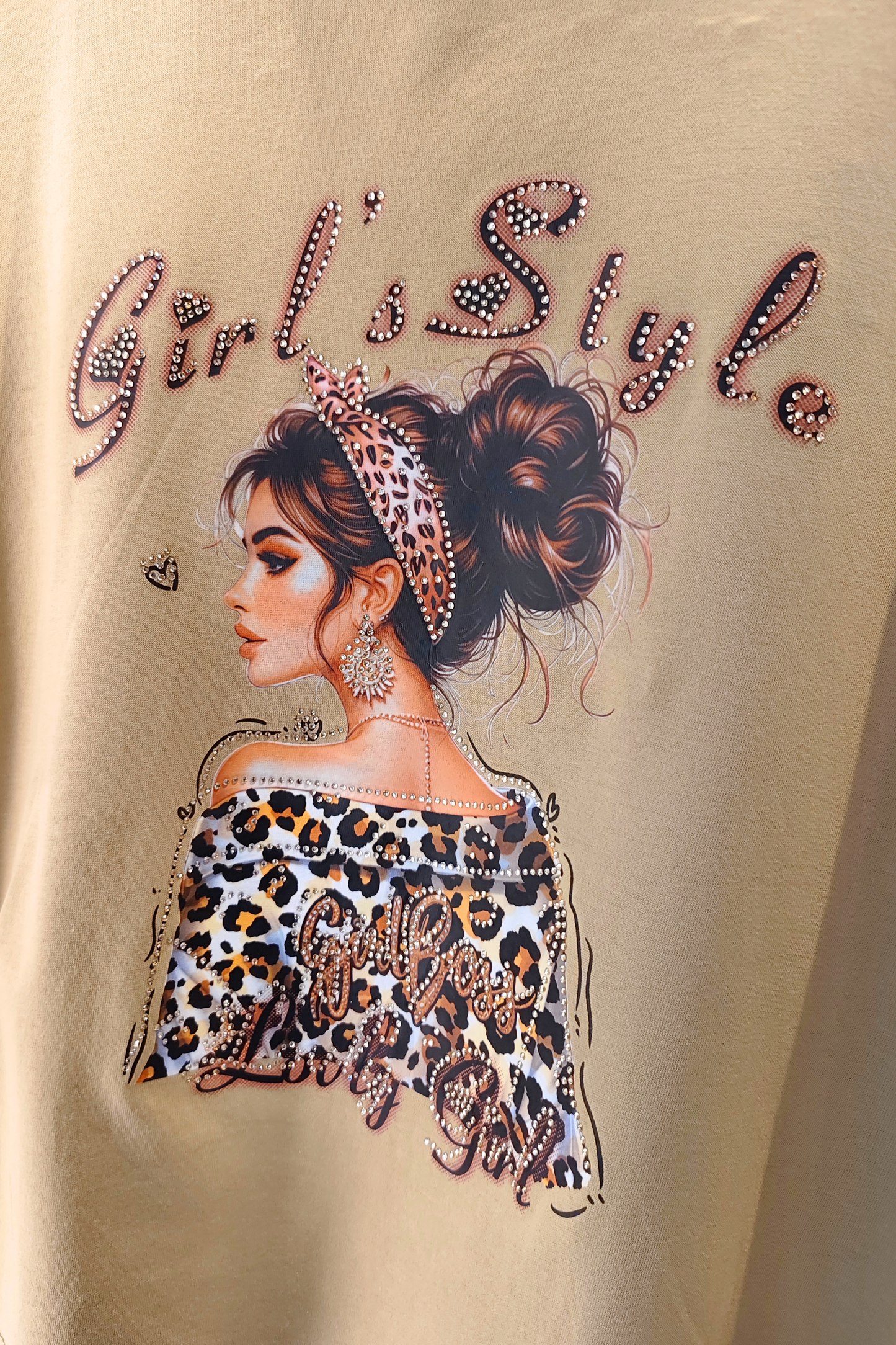 Girl Style Graphic Crop T-Shirt
