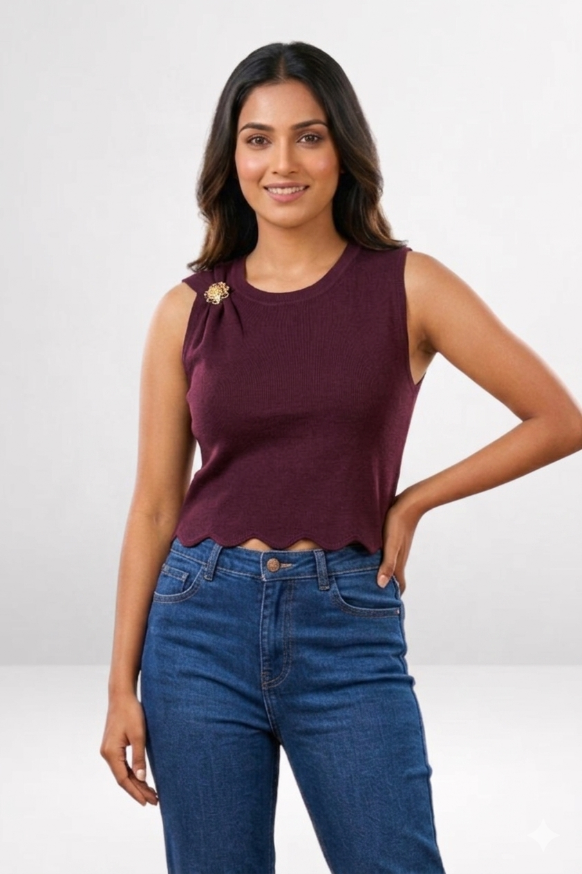 Scallop Shoulder Button Detail