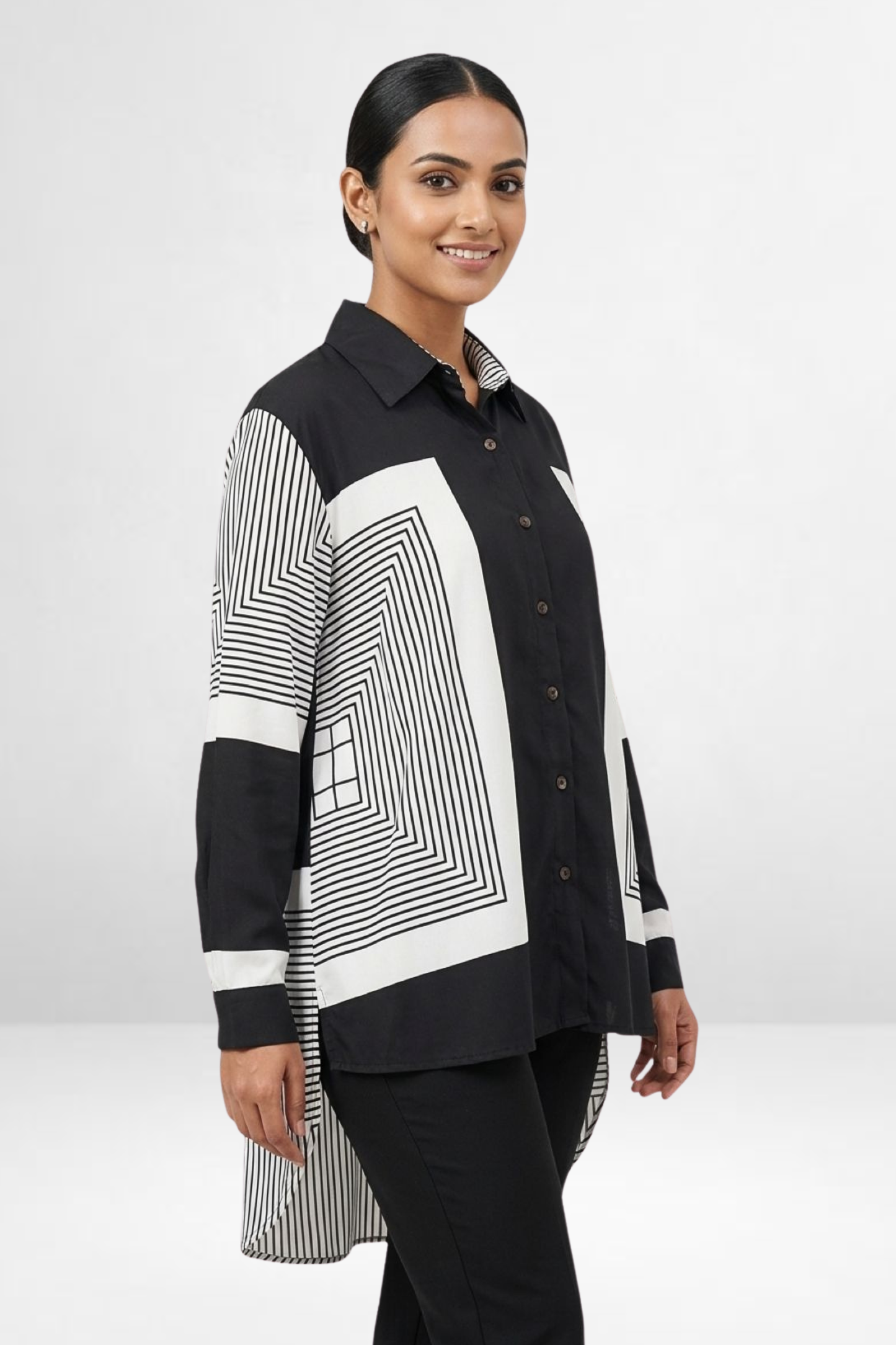 BnW Gemoetric Shirt