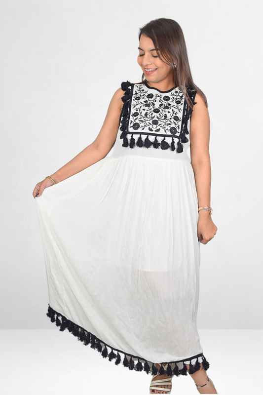 Boho Chic Embroidered Maxi Dress