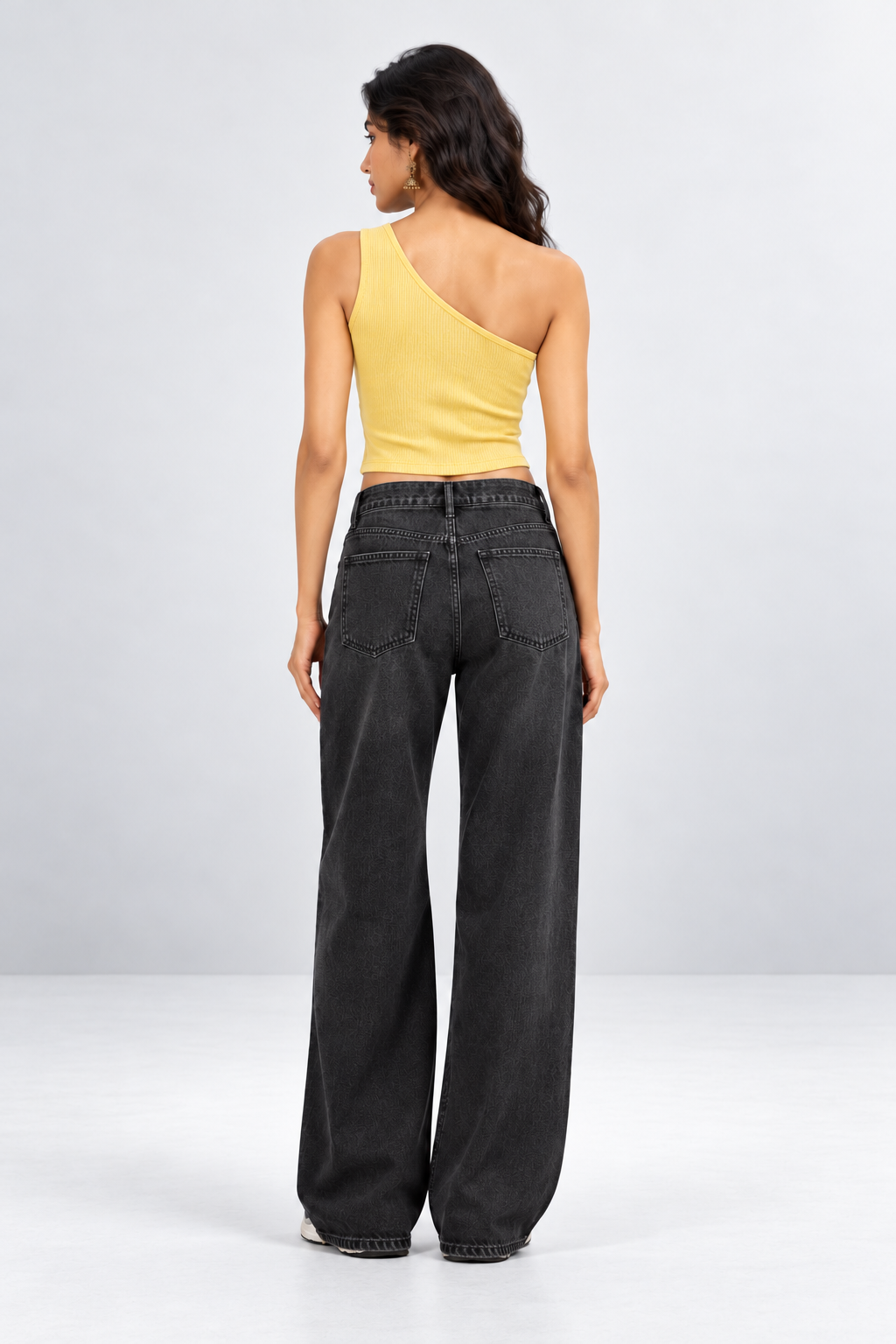Metallic Knot One-Shoulder Top