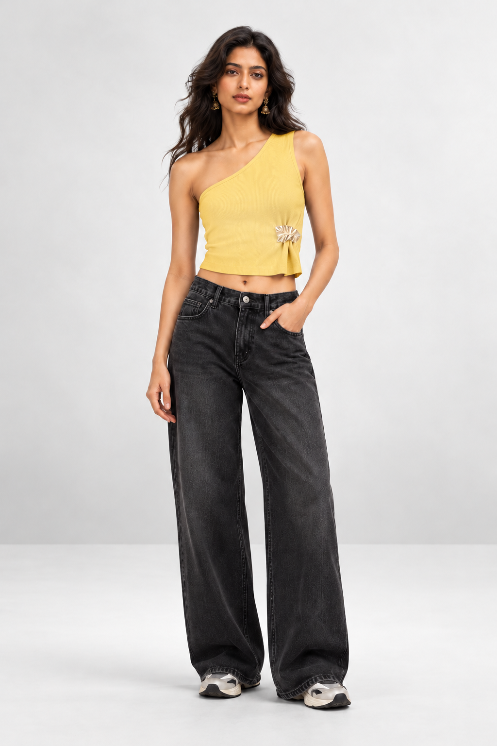Metallic Knot One-Shoulder Top